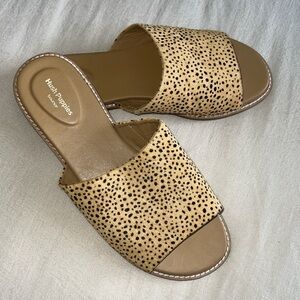 NWOT Hush Puppies Slide Sandals Size 9